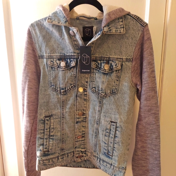 Original Use Jean Jacket with Sweatshirt sleeves n Hoodie. Qty 4 xs Qty 1 small - Picture 1 of 6